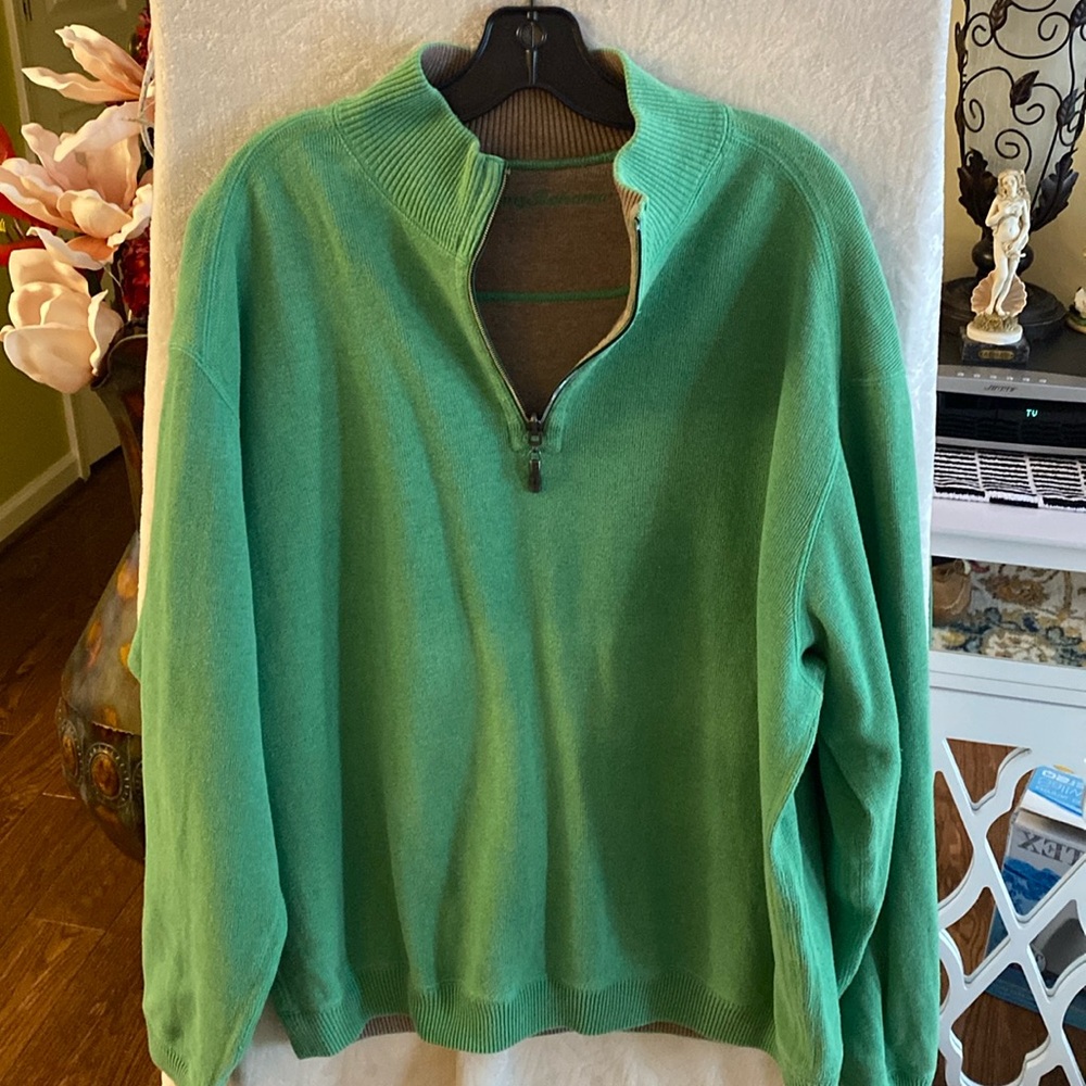TOMMY BAHAMA men's sweatshirt